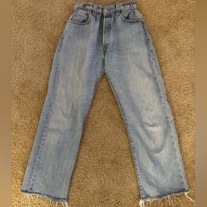 DISTRESSED LEVI (SEWED IN ELASTIC WAIST)
